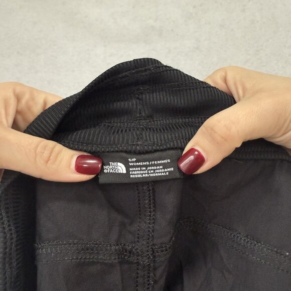 The North Face Shorts Womens Small Black Stretch Drawstring Zip Pocket NF0AAQF - Picture 8 of 13